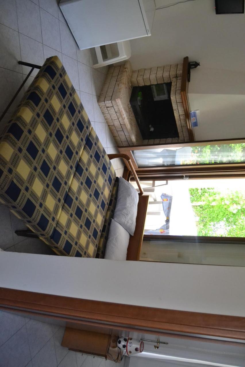 House Anna Apartment Nikiti  Ngoại thất bức ảnh